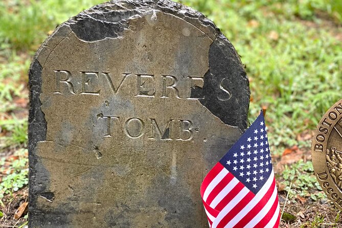 Freedom Trail Guided Walking Tour (SMALL GROUP) - The Old State House and the Boston Massacre