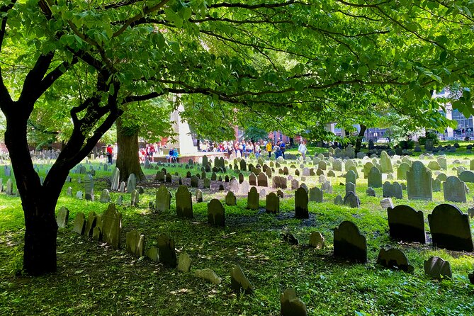 Freedom Trail Guided Walking Tour (SMALL GROUP) - Faneuil Hall and the final photo stop