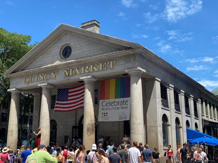 Freedom Trail: Private 1 Hour Walking Tour - Faneuil Hall and the people behind the Revolution