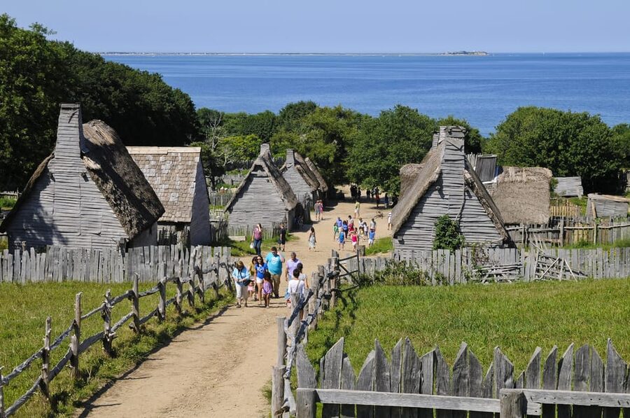 From Boston: Quincy, Plymouth, and Mayflower II Day Trip - The coast through Cohasset and Scituate