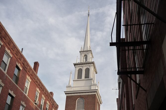 Full-Day Minivan Tour of Revolutionary Boston, Lexington and Concord - Lexington Green and the first armed clash