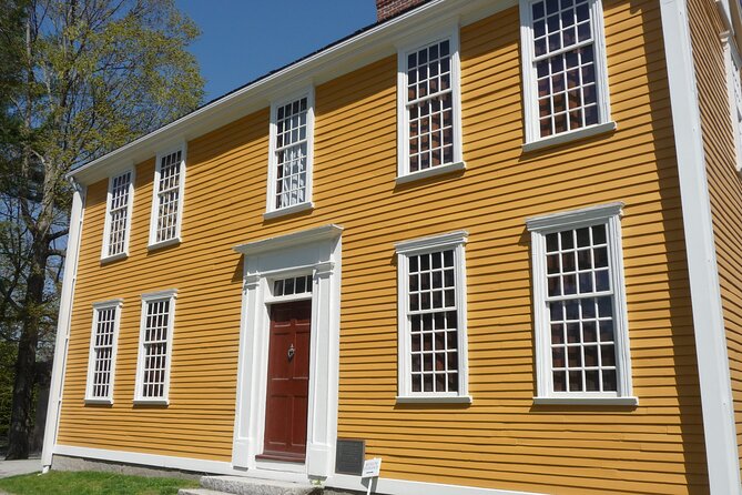 Full-Day Minivan Tour of Revolutionary Boston, Lexington and Concord - The guide, pace, and amount of history