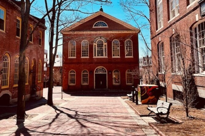 Ghostly Tales of Salem Walking Tour - Key points at a glance