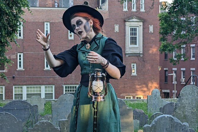 Ghosts and Gravestones Boston Nightwalk - The Boston Massacre Site sets the mood