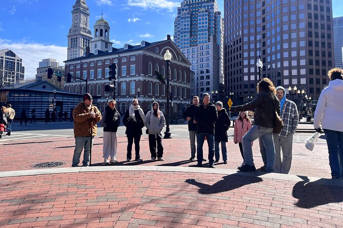 Guided Boston City Walking Tour - A quiet pause at Christopher Columbus Waterfront Park