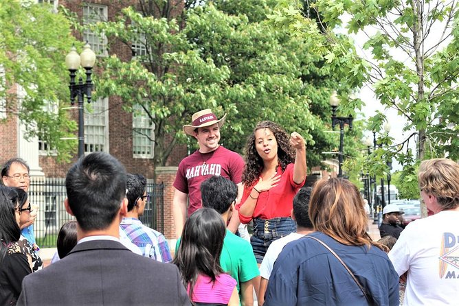 Harvard University Campus Guided Walking Tour - Harvard Yard: the heart of the visit