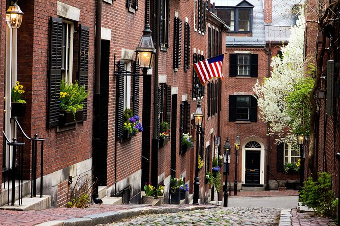 Haunted Boston’s Historic Streets Walking Guided Tour - Nathaniel Hawthorne’s reverend ghost