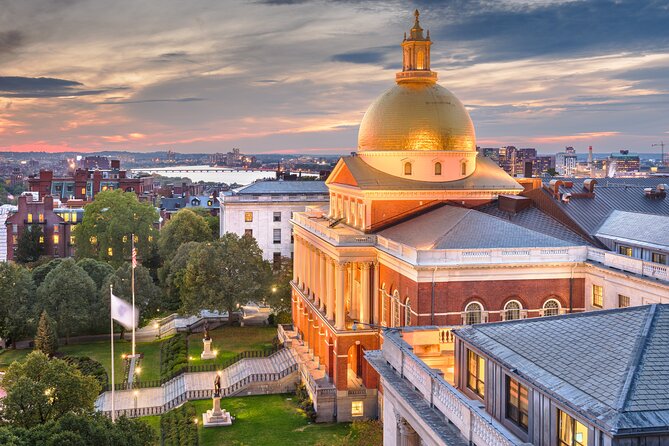 Haunted Boston’s Historic Streets Walking Guided Tour - Granary Burying Ground and three signers