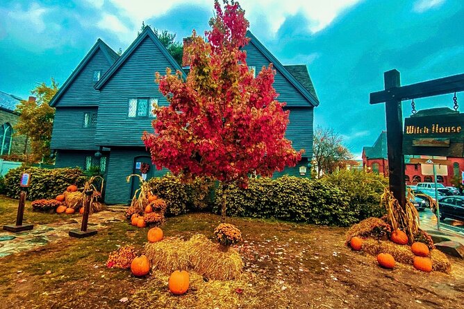 History and Hauntings of Salem Guided Walking Tour - Ropes Mansion and the McIntire Historic District