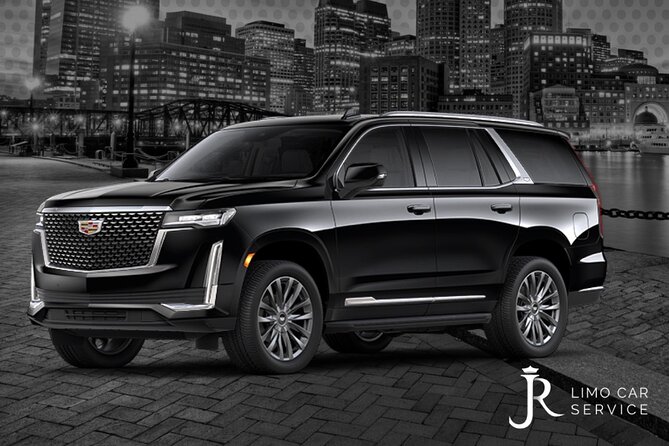 Limo Private Transfer Logan International Airport to Boston - The drive itself: short, quiet, and private