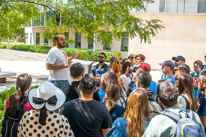 MIT Campus Guided Walking Tour - Charles River views and Kendall Square context