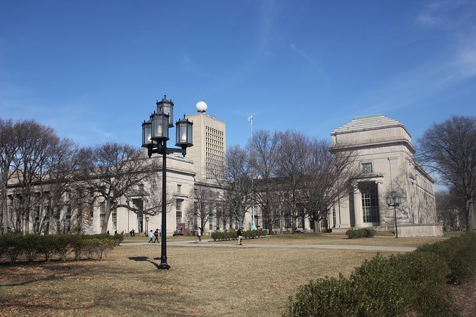 MIT Campus Guided Walking Tour - What the group size means in practice