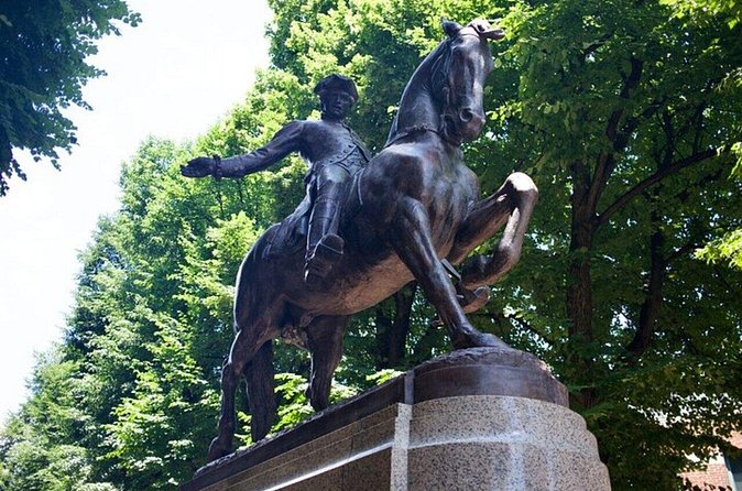 North End Food Tour: Taste Boston's Italian Heritage - Paul Revere Mall, food, and the statue