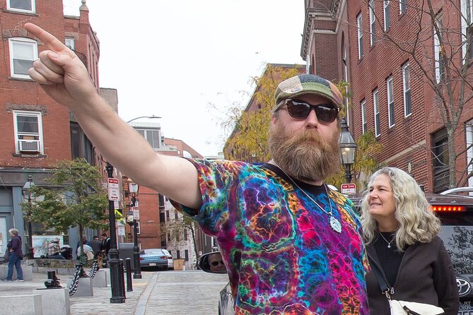 Pizza Beer and Paul Revere Tour - Following Paul Revere through the old neighborhood
