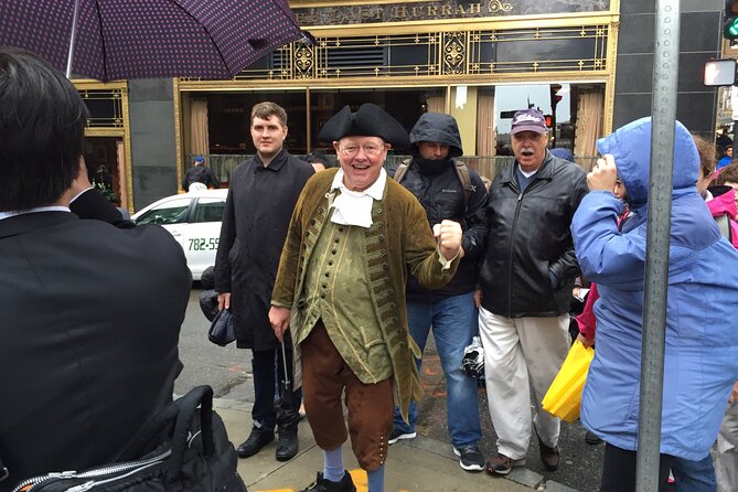 Private 1.5-Hour Freedom Trail Walking Tour with Costumed Guide - Starting at Boston Common with the town crier