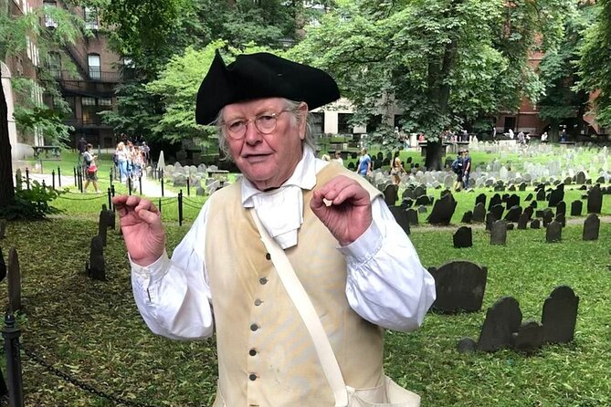 Private 1.5-Hour Freedom Trail Walking Tour with Costumed Guide - Timing, meeting points, and what to bring