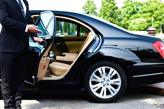 Private Boston Airport Transportation - One Way - Destinations from Boston to four nearby states