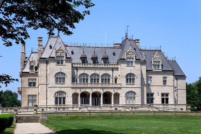 Private Day Trip From Boston to the Newport Mansions - The Breakers, Newport’s big first impression