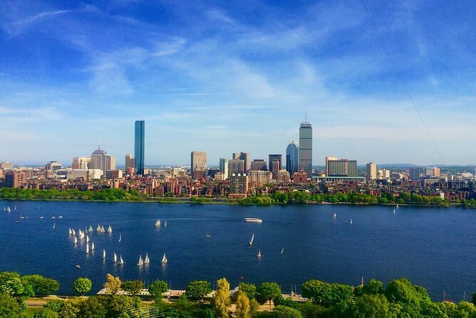 Private Tour of Boston - Boston Harbor and the 90-minute narrated cruise