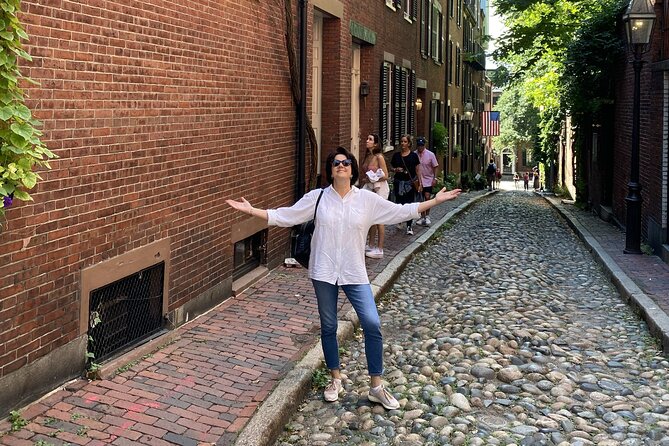 Private Walking Tour from Boston to Beacon Hill Freedom Trail Harborwalk - Old City Hall and Boston’s Literary Corner