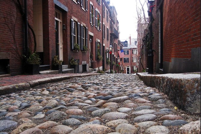 Private Walking tour of Boston's Freedom Trail and more! - Granary Burial Ground brings names to life
