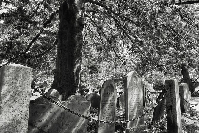 Requiem for Salem Walking Ghost Tour - What the guides add to the night