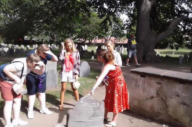 Salem History & Haunt Walking Tour - What the guides add to the walk