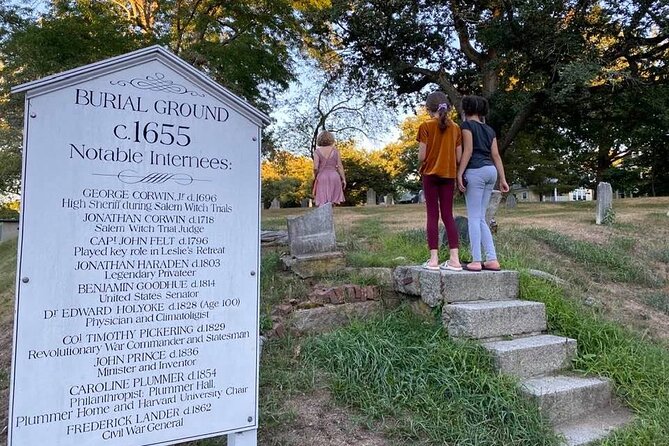 Salem Kids Slightly Spooky Tour - Why this short Salem walk works for families