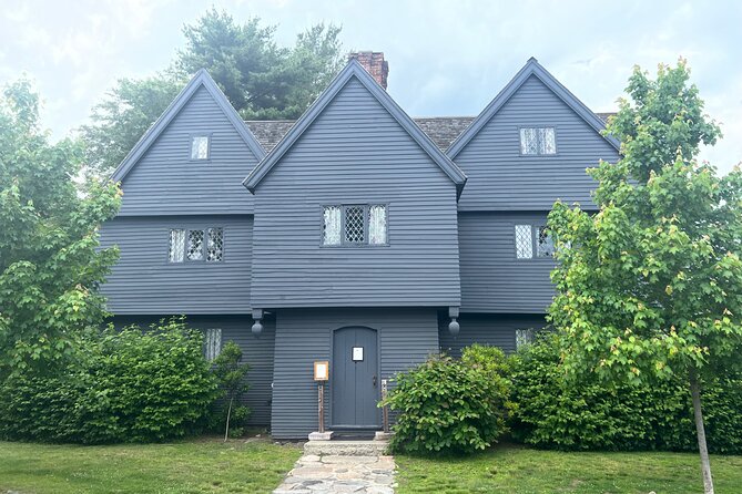 Salem Movie Magic Tour: Hocus Pocus and Bewitched locations - What the guide adds, and where the tour can falter