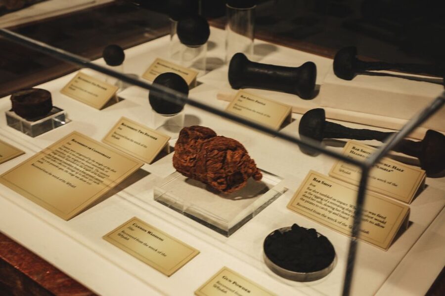 Salem: Pirate Museum with Authentic Treasures Entry Ticket - The Discovery Lab and live archaeology