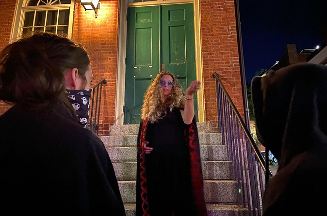 Salem's Spooky Spectres Walking Ghost Tour - What the storytelling feels like
