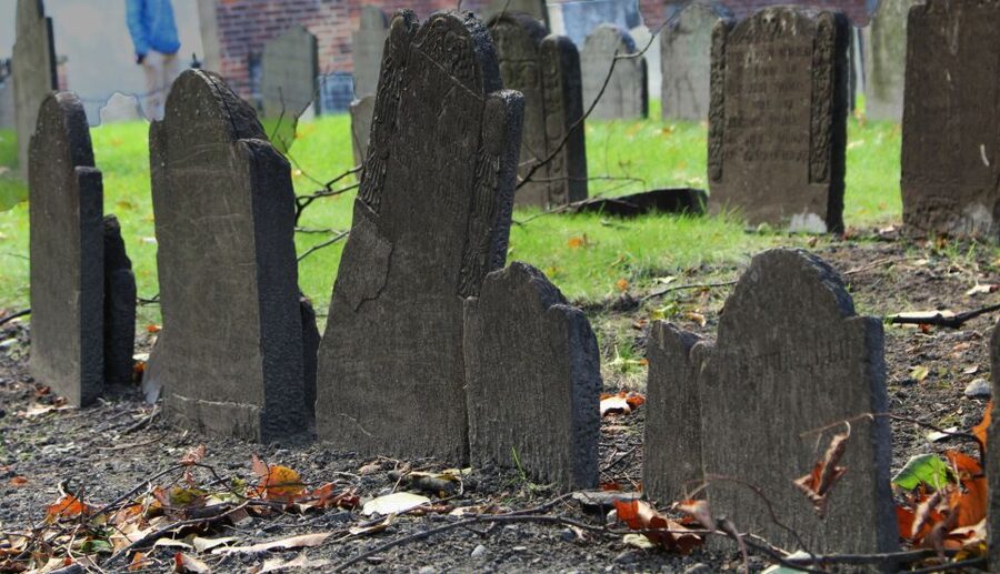 Salem: Self-Guided Scary Ghosts & Witch Trials Audio Tour - Should you book the Salem ghost tour?