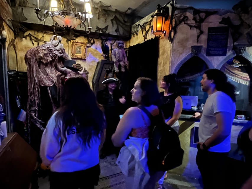 Salem: Vampires and Ghosts Walking Tour with Haunted Objects - Who should book this walk?