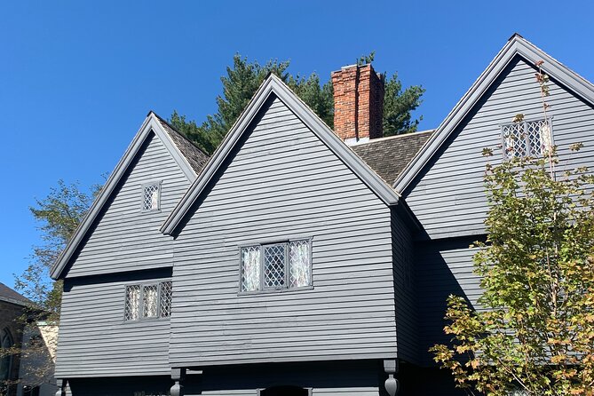 Self-Guided Smartphone Ghost Walking Tour in Salem - Starting at Ropes Mansion and Garden