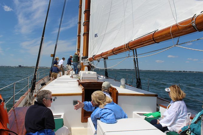 Sightseeing Day Sail around Boston Harbor - Food, drinks, and what to bring