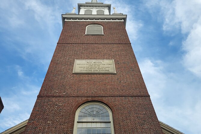 Small Group Revolutionary Tour of Lexington, Concord, and Boston - Cambridge connects battlefield events to Washington