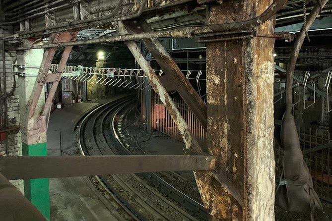 The Ghosts of Boston's Past Haunted Self-guided Tour - Starting at 10-1/2 Beacon Street