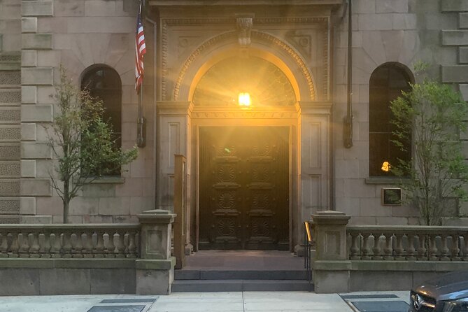 The Ghosts of Boston's Past Haunted Self-guided Tour - Granary Burial Ground and Boston’s revolutionary ghosts