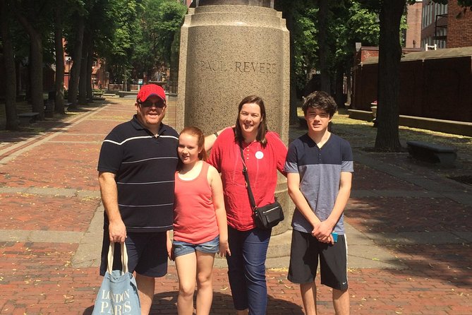 Tour-in-Four -- A Private four hour walking & driving city tour - Boston’s revolutionary landmarks