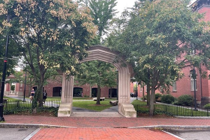 Ultimate Historic Salem and Witch Trials Self-Guided Walking Tour - Roger Conant, the Witch Museum, and Salem’s public story