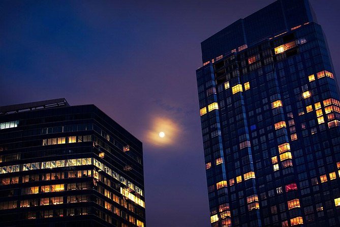 Underground Boston Ghost Tours: Gravestones & Gunpowder - The library, George Washington, and a former librarian