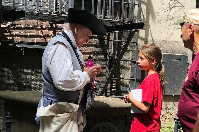 Walking Tour of Boston's Freedom Trail - Old Colonial State House and the Boston civic story