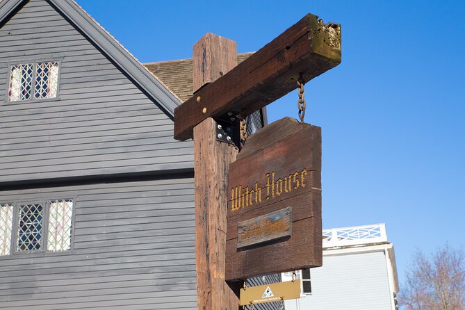 "Witch Trials" Walking Tour in Salem - What the guides do well, and where the tour can falter